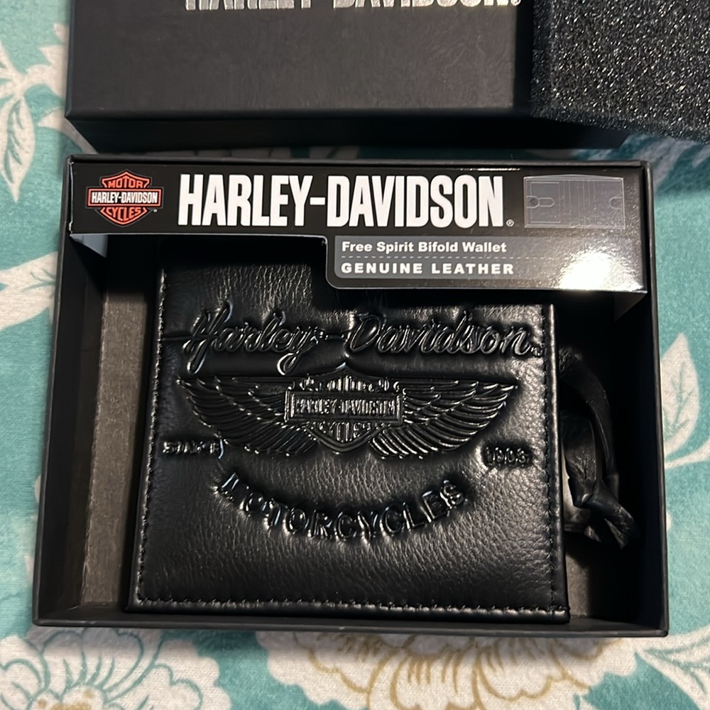 Harley-Davidson Free Spirit Bi-fold Wallet, NWT - Picture 4 of 8